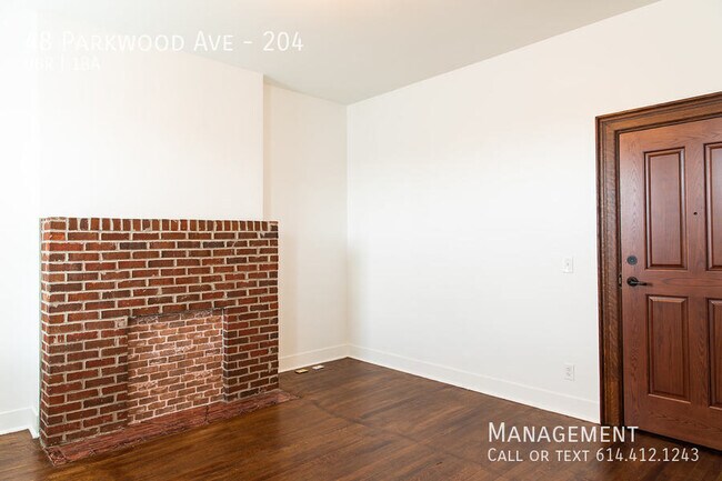 Building Photo - 48 Parkwood Ave