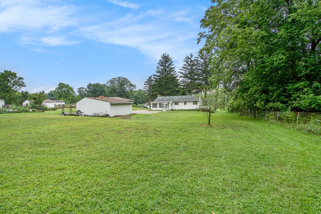 Building Photo - 1543 N Prospect Rd
