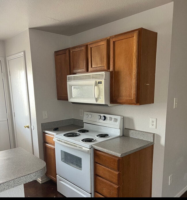 Building Photo - 7814 Downe Dr