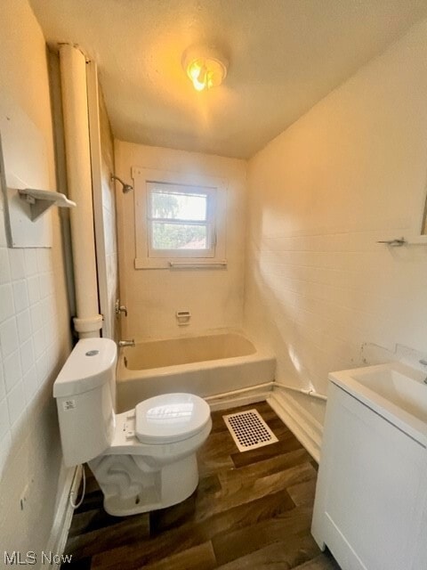 Building Photo - 20 Chambers St