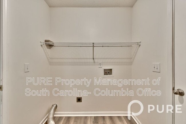 Building Photo - 433 Spring Oak Ln