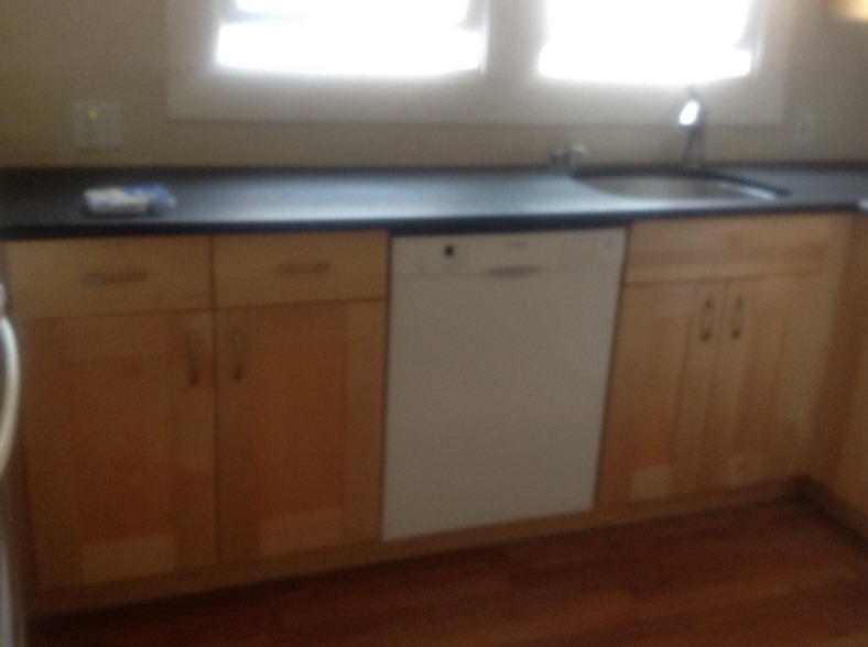 Building Photo - 6433 Colby St