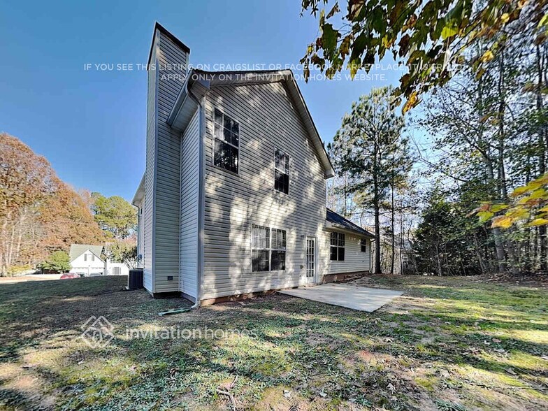 Building Photo - 335 Carrie Dr