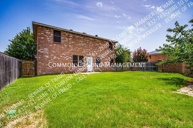 Building Photo - 615 Ragwood Rd