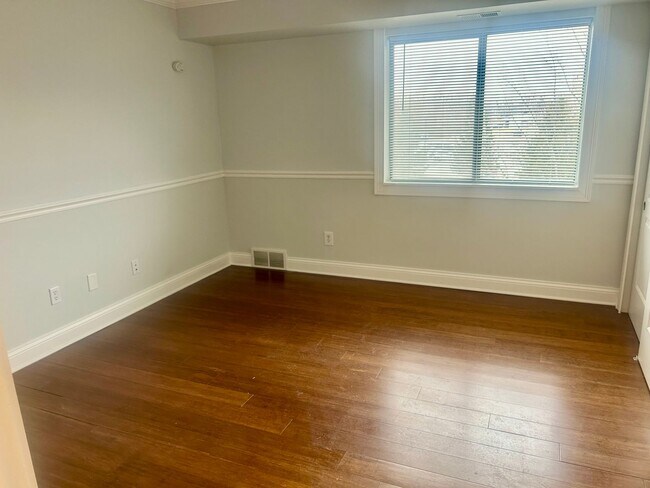 Building Photo - Flo-Mar Terraces