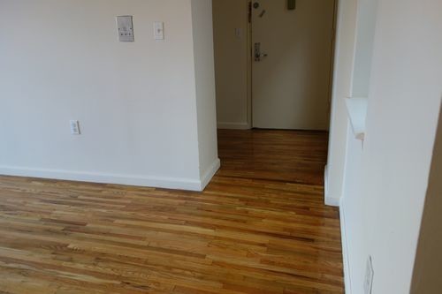 Building Photo - 431 E 136th St