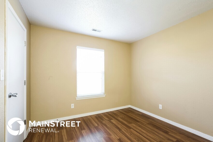 Building Photo - 7208 Cordova Dr