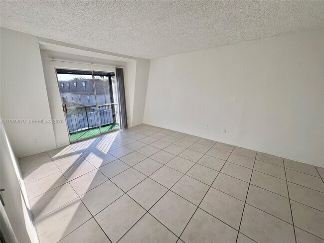 Building Photo - 1863 S Semoran Blvd