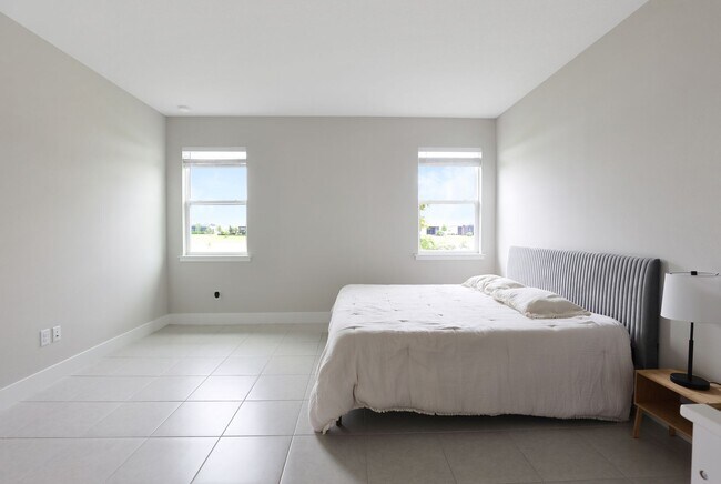 Building Photo - 4 Bed 3 Bath Gem In The Sunstone Community In Wellen Park!!!