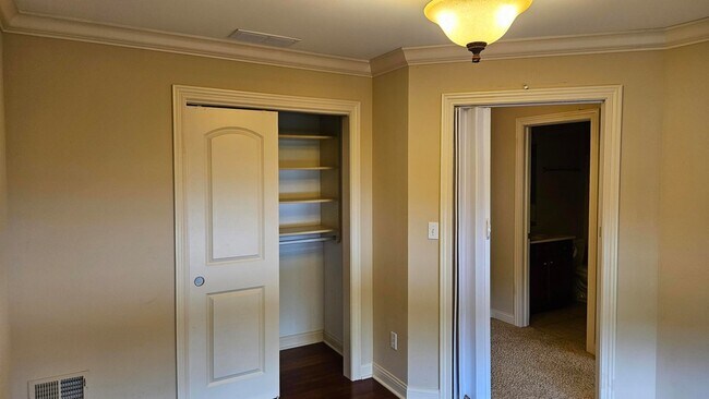 Building Photo - 801 Veterans Ln