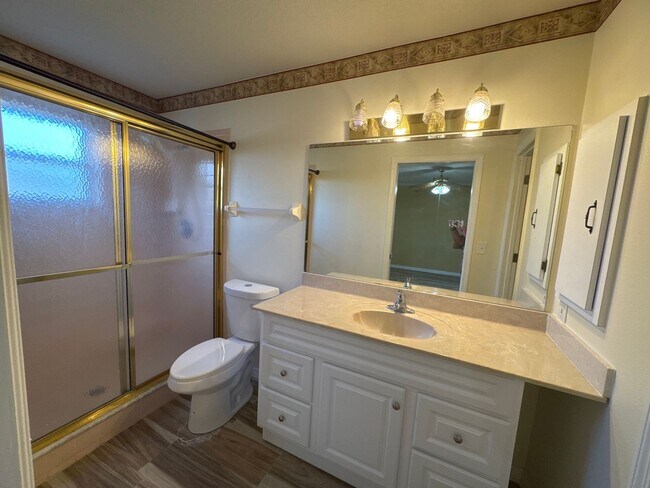 Building Photo - Beautiful Pool Home In Great Location!