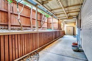 Building Photo - 7753 Royal Ln