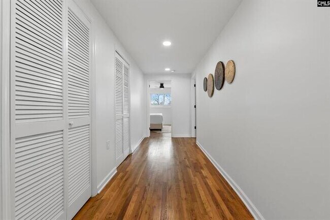 Building Photo - 4110 Timberlane Dr