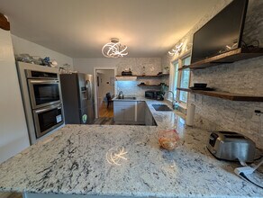 Building Photo - Room in Single Family Home on Ranson Rd