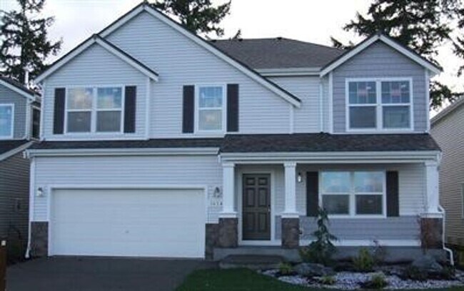 Primary Photo - Beautiful 5 Bedroom 2.5 Bath in Spanaway!!