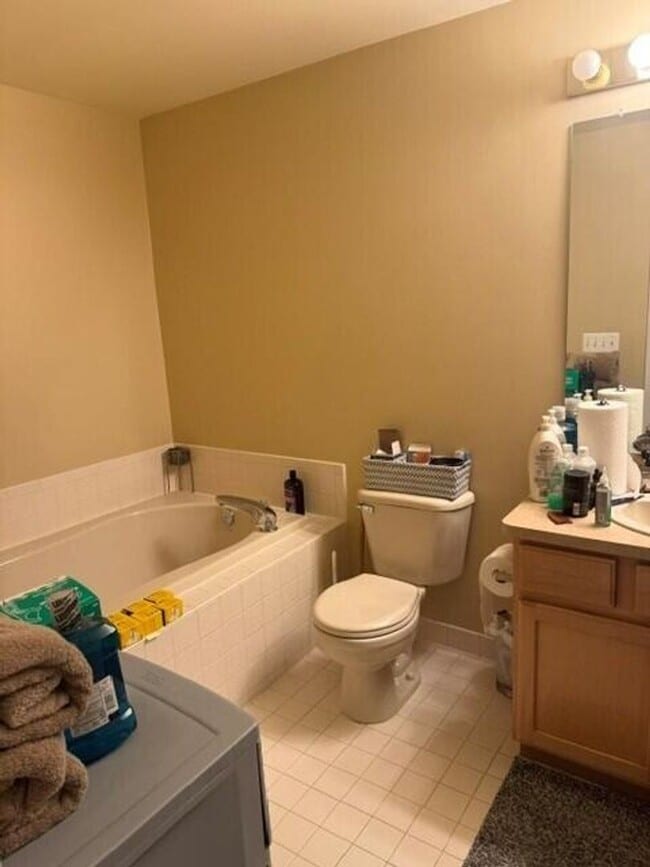 Building Photo - 39528 Rockcrest Ln