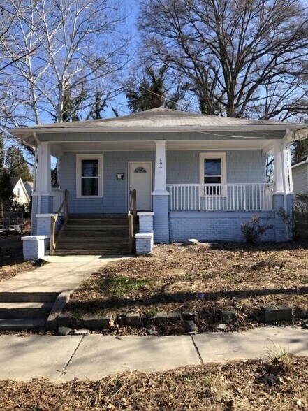 Building Photo - 608 N Driver St