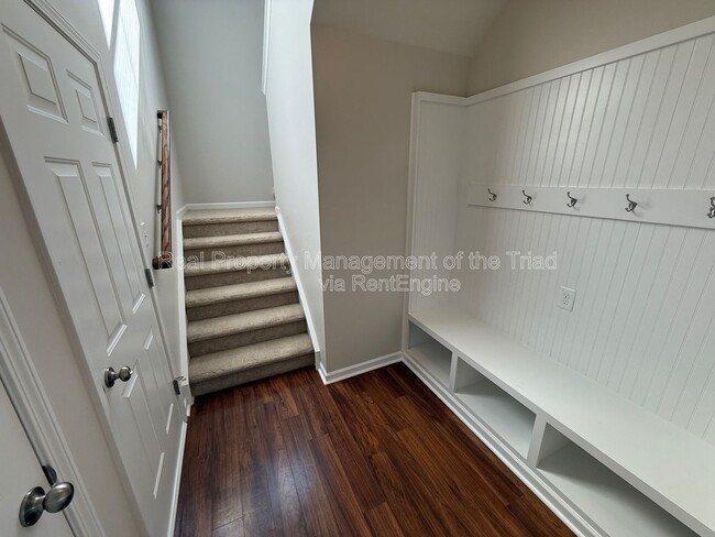 Building Photo - 5012 Shorthorn Way