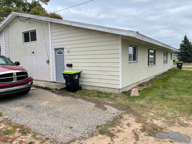 Building Photo - 92 Kincheloe Dr