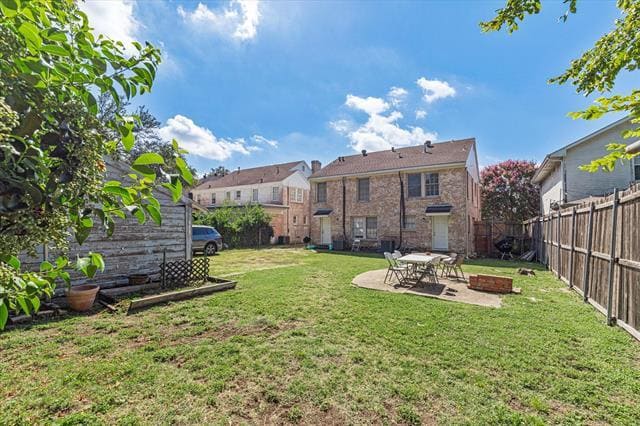 Building Photo - 5927 Lewis St