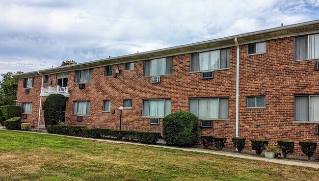 Building Photo - 91 S Clinton Ave