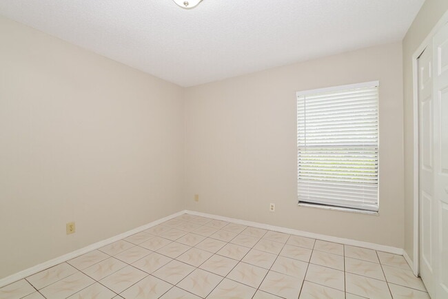 Building Photo - 3116 S Horizon Pl