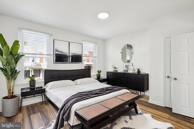 Building Photo - 4447 N 19th St