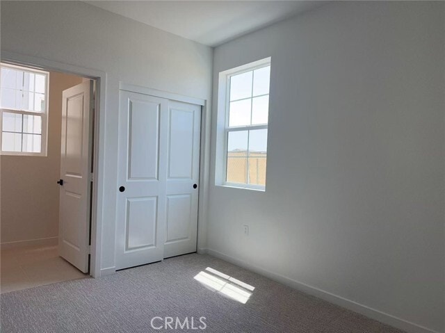 Building Photo - 5985 Huntington Dr