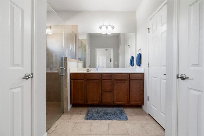Building Photo - 9925 Milla Cir