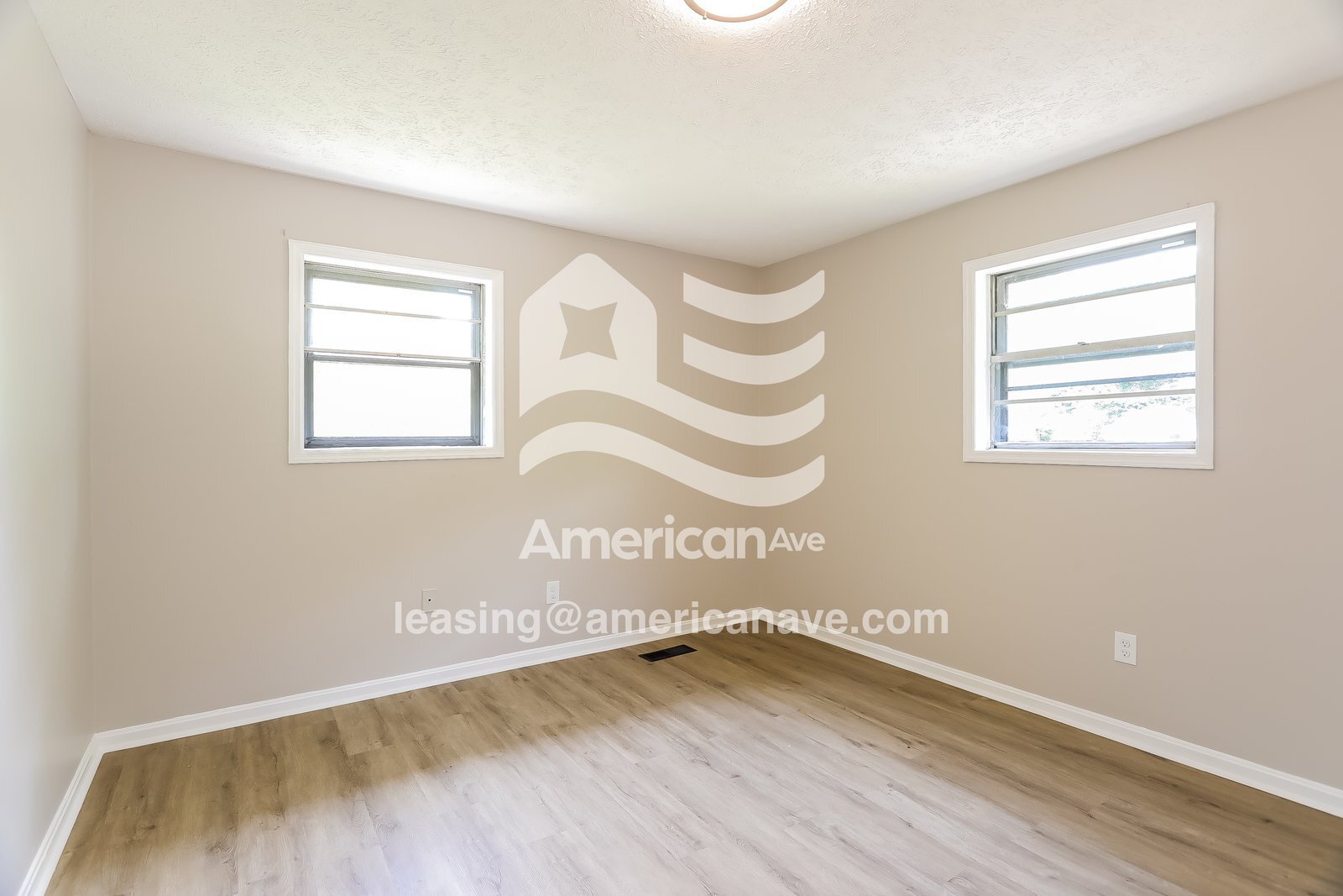 Building Photo - 1453 Park Ave