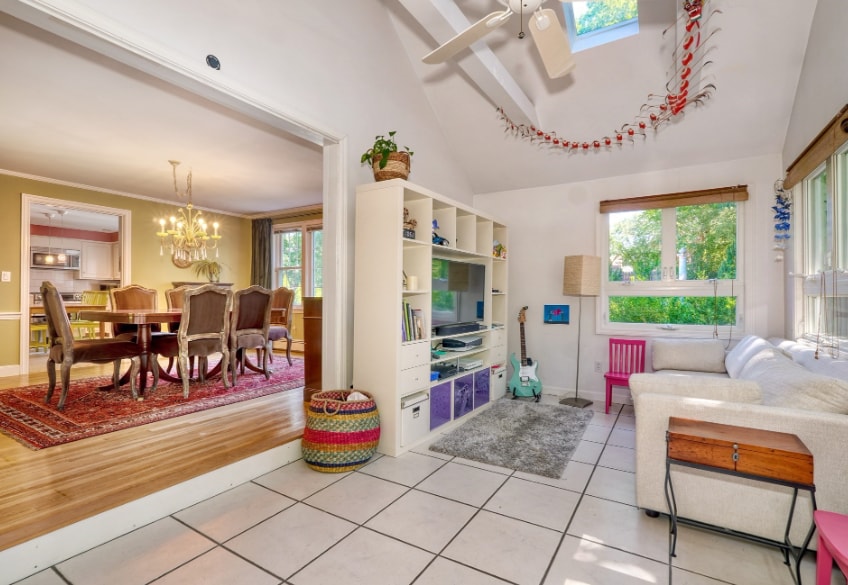 Building Photo - 65 Sherburne Rd S