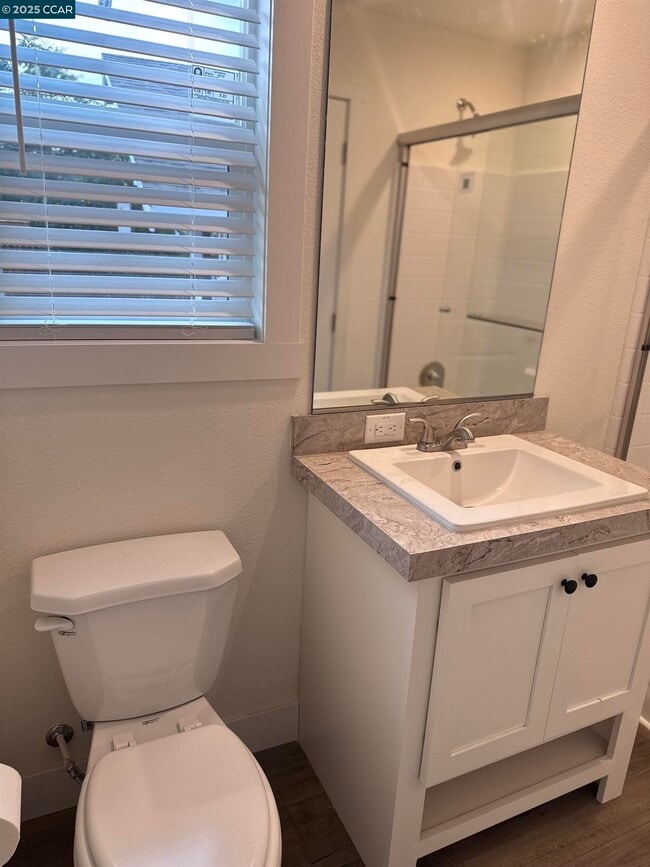 Building Photo - 507 Locust St