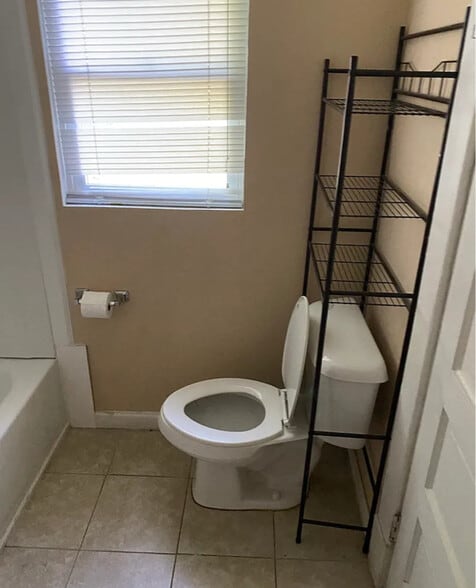 Building Photo - 9267 Buckman Ave