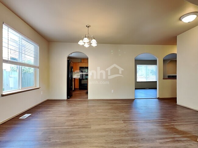 Building Photo - 7815 205th St E