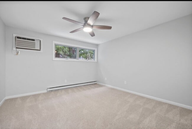 Building Photo - 165 South St