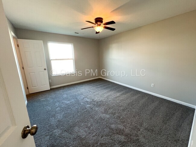 Building Photo - 4258 Buck Creek Dr