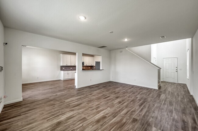 Building Photo - 7314 Madison Cmns Ln