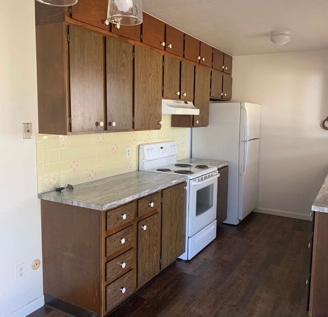 Building Photo - 818 Mansfield Dr