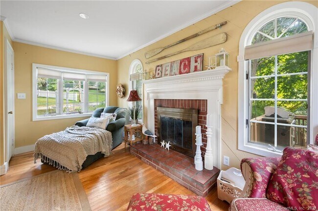 Building Photo - 6 East St