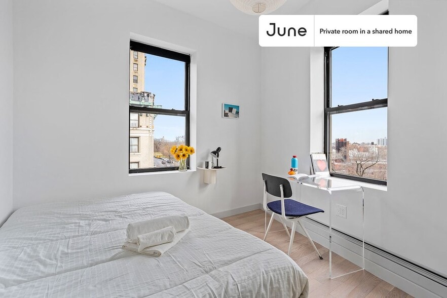 Building Photo - Peaceful ROOM at The Maison on Edgecombe