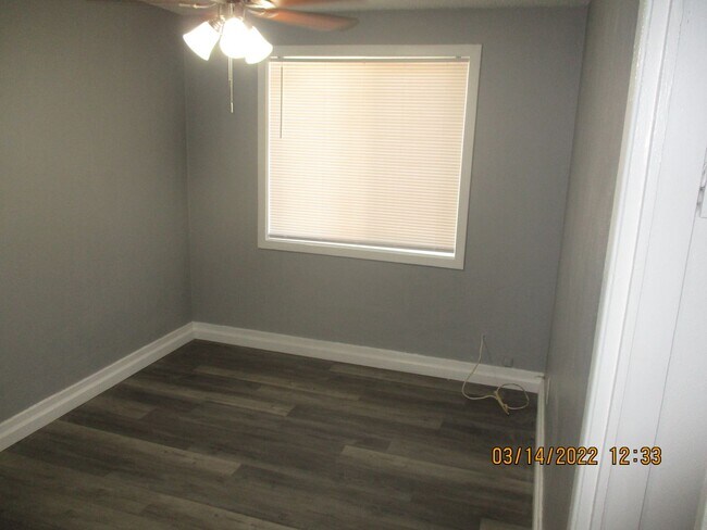 Building Photo - 508 North Ave