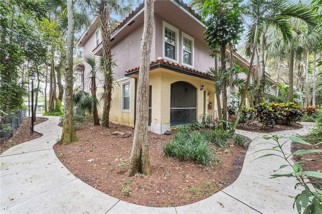 Building Photo - 6926 W Sample Rd