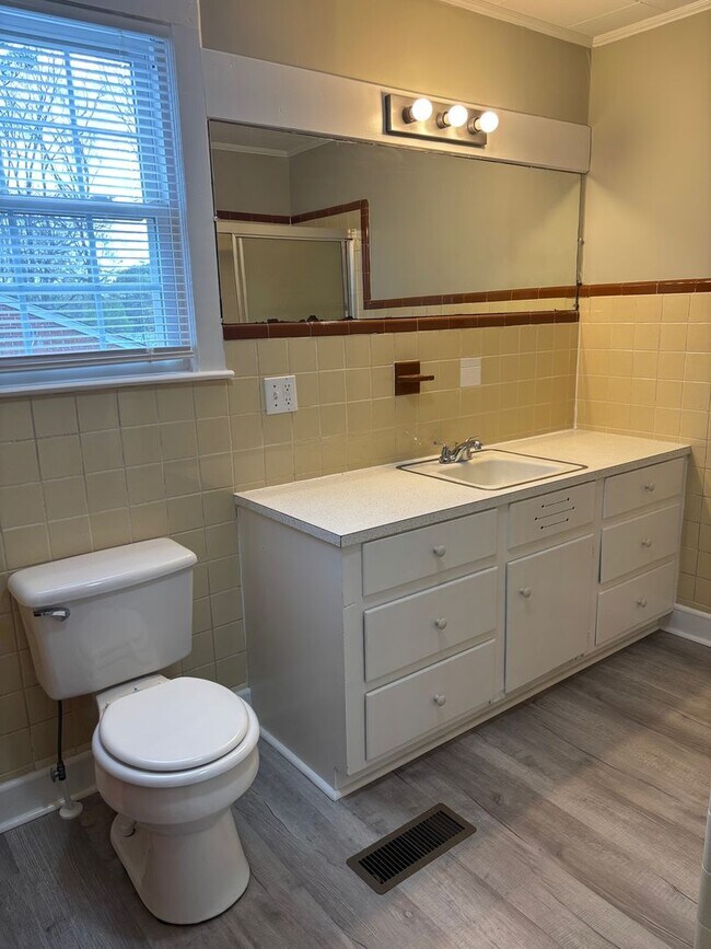 Building Photo - 3 BED, 2 BATH HOME LOCATED IN RAMSEUR