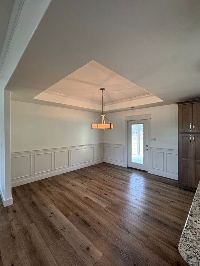Building Photo - 4806 Winrose Ct