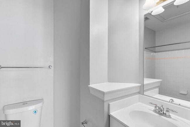 Building Photo - 5246 Tancreti Ln