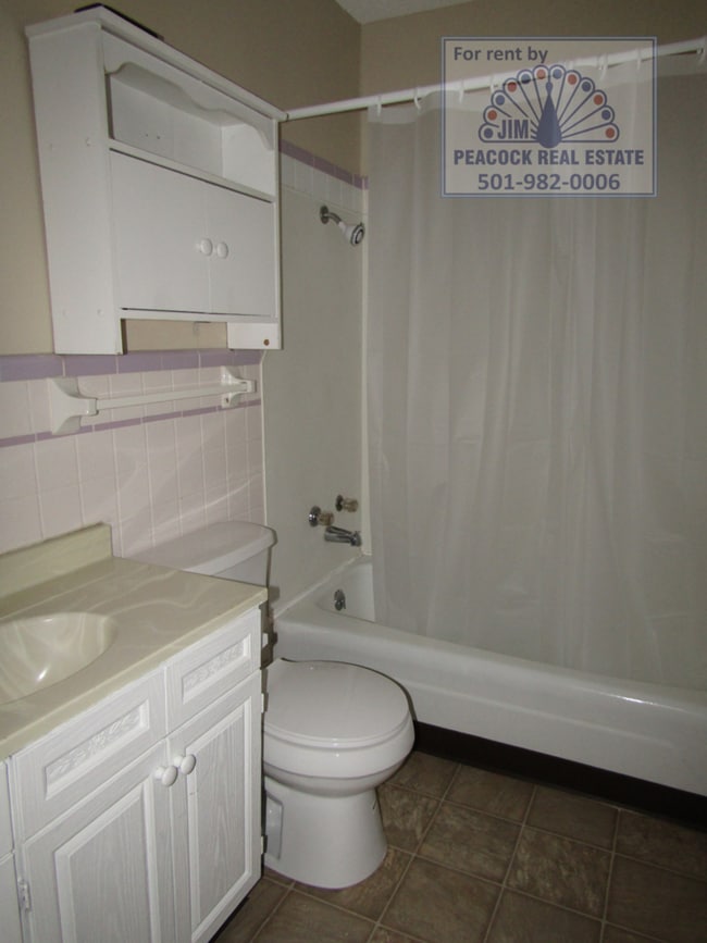 Building Photo - 512-512 Poplar St