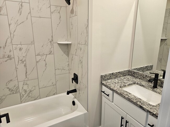 Building Photo - Brand new 3 bedroom 2 bath home in the Sou...