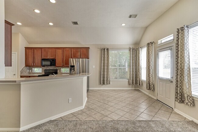 Building Photo - 126 S Regan Mead Cir