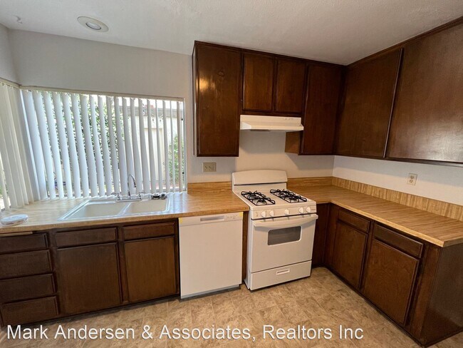 Building Photo - 3 br, 2.5 bath House - 1657 ASPEN VILLAGE WAY