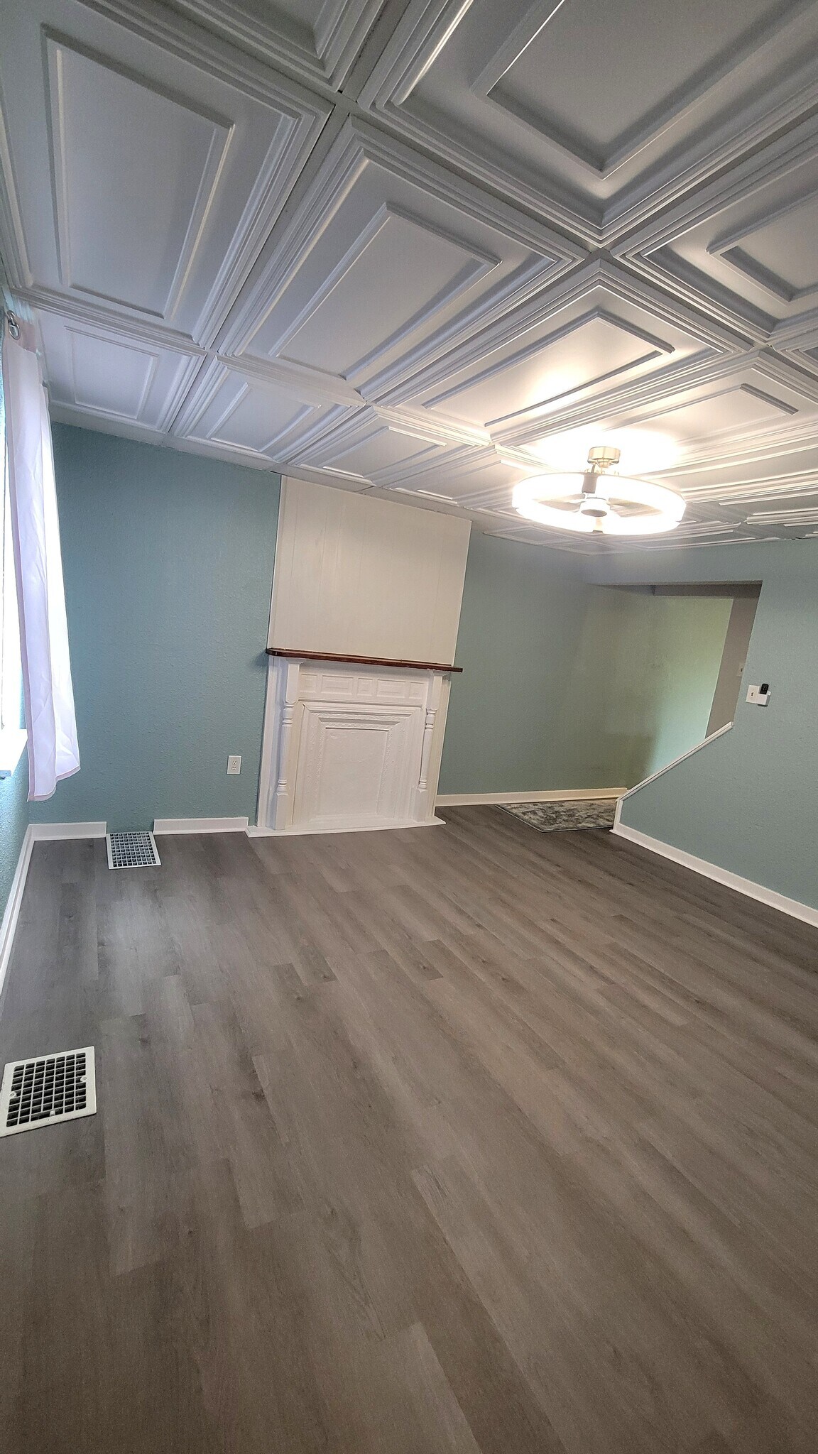 Livingroom - 149 Frank St